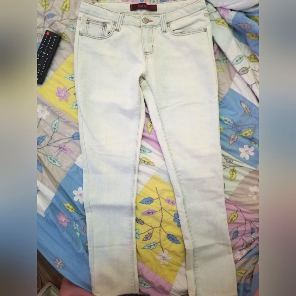 MAX Women's Cream Jeans Size 7